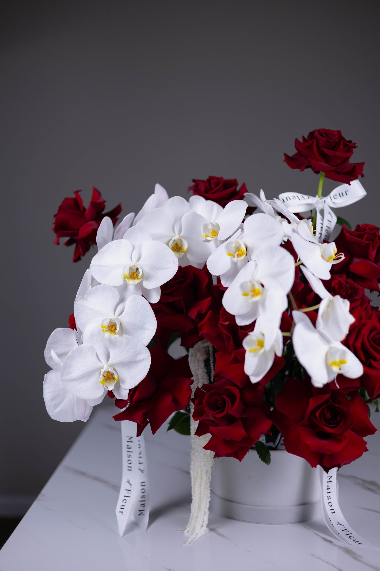 "La Reine Noire" Exclusive Hatbox of Red Roses & Orchids