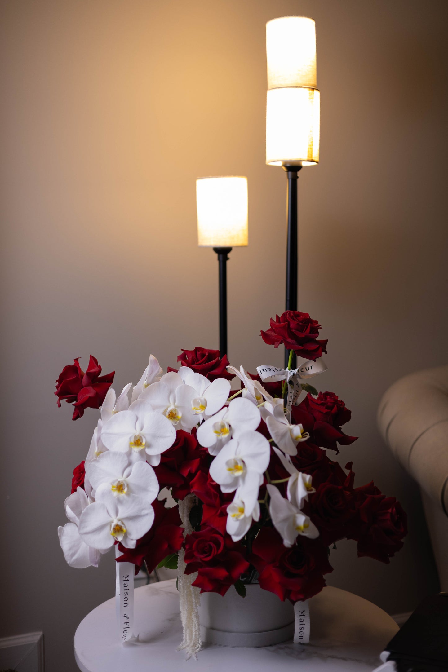 "La Reine Noire" Exclusive Hatbox of Red Roses & Orchids