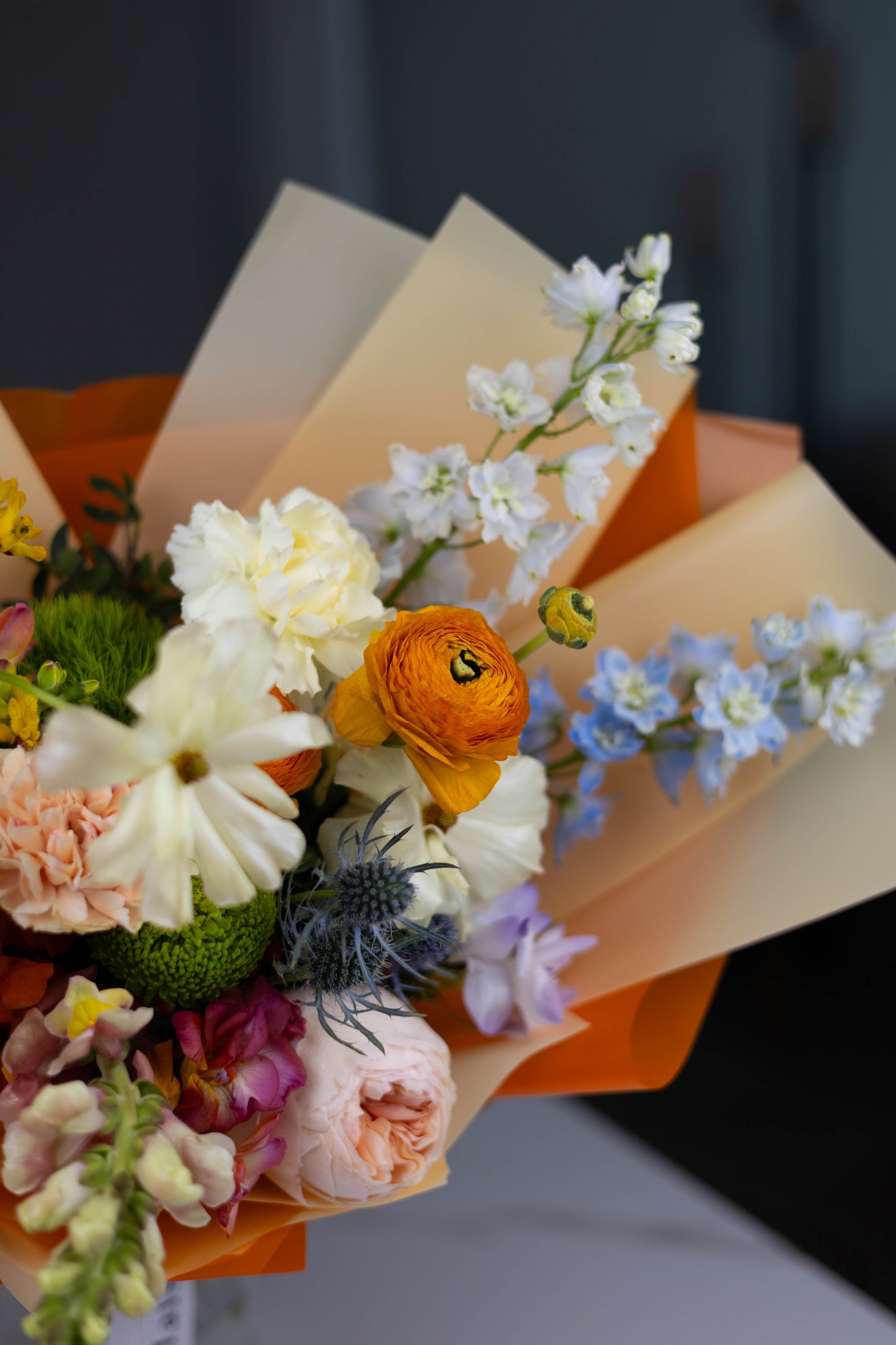 "Soleil Vivant" Exclusive Colorful Bouquet