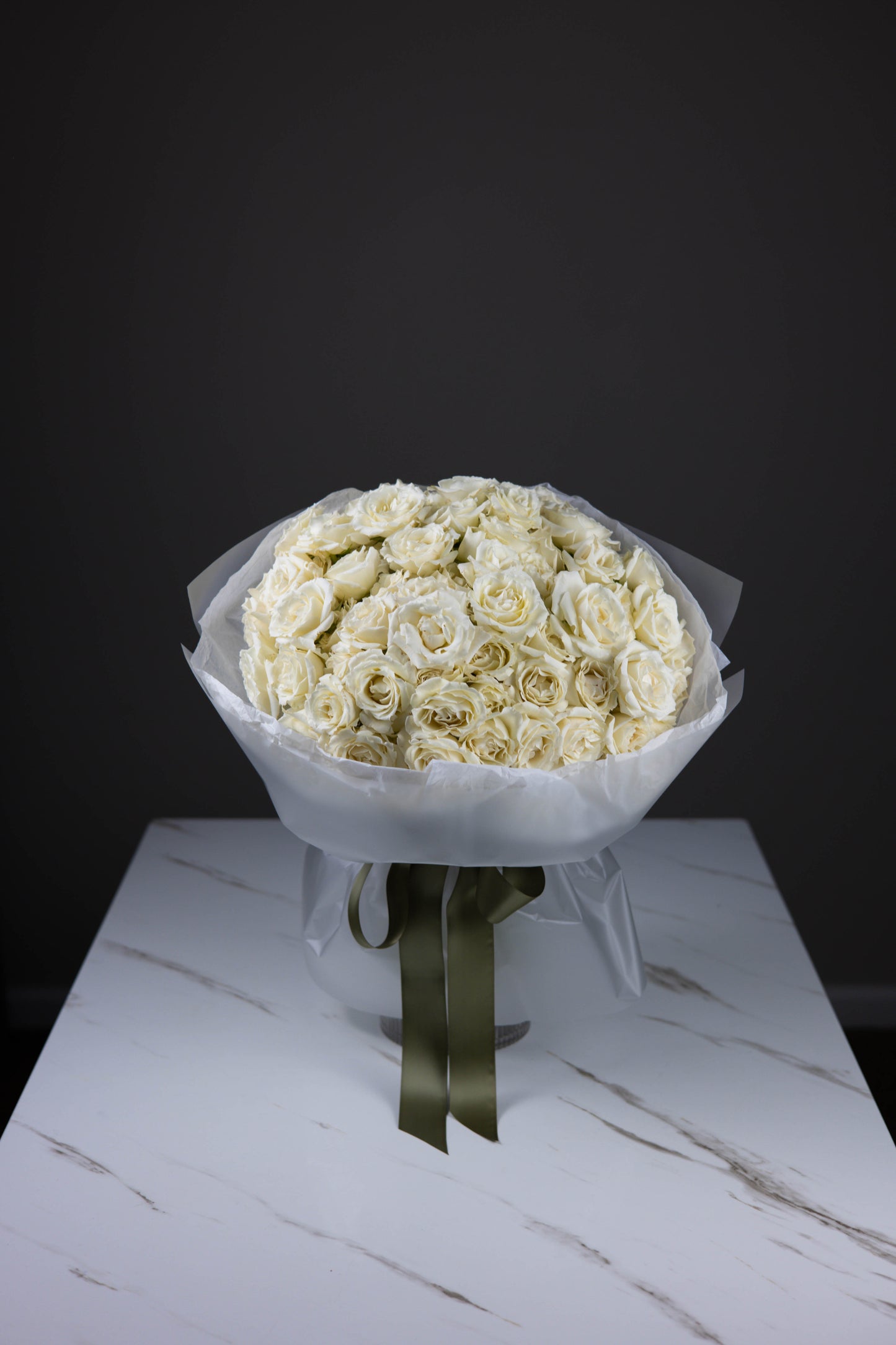 "Crème de Neige" Lush Ivory Spray Roses Bouquet