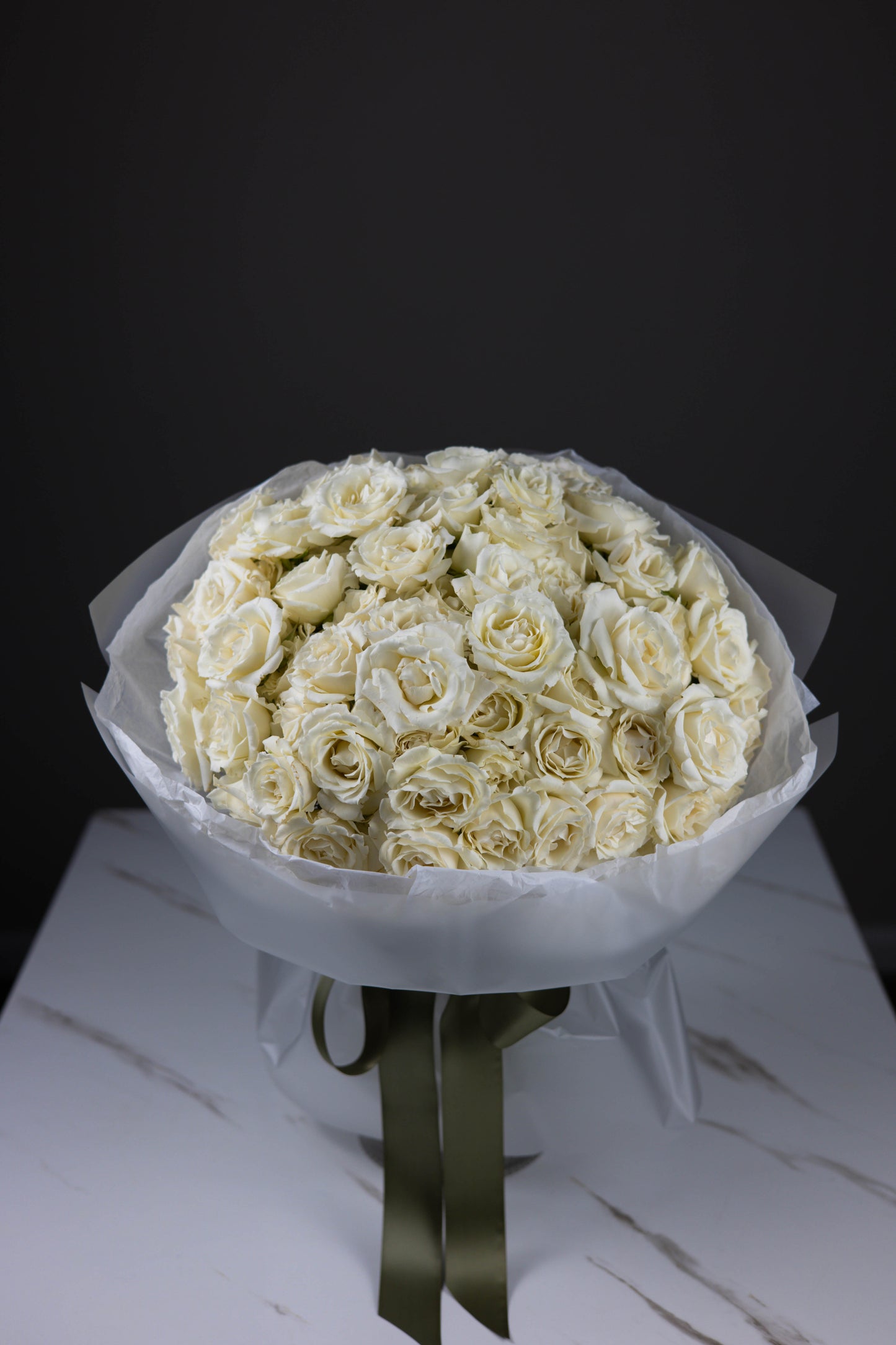 "Crème de Neige" Lush Ivory Spray Roses Bouquet