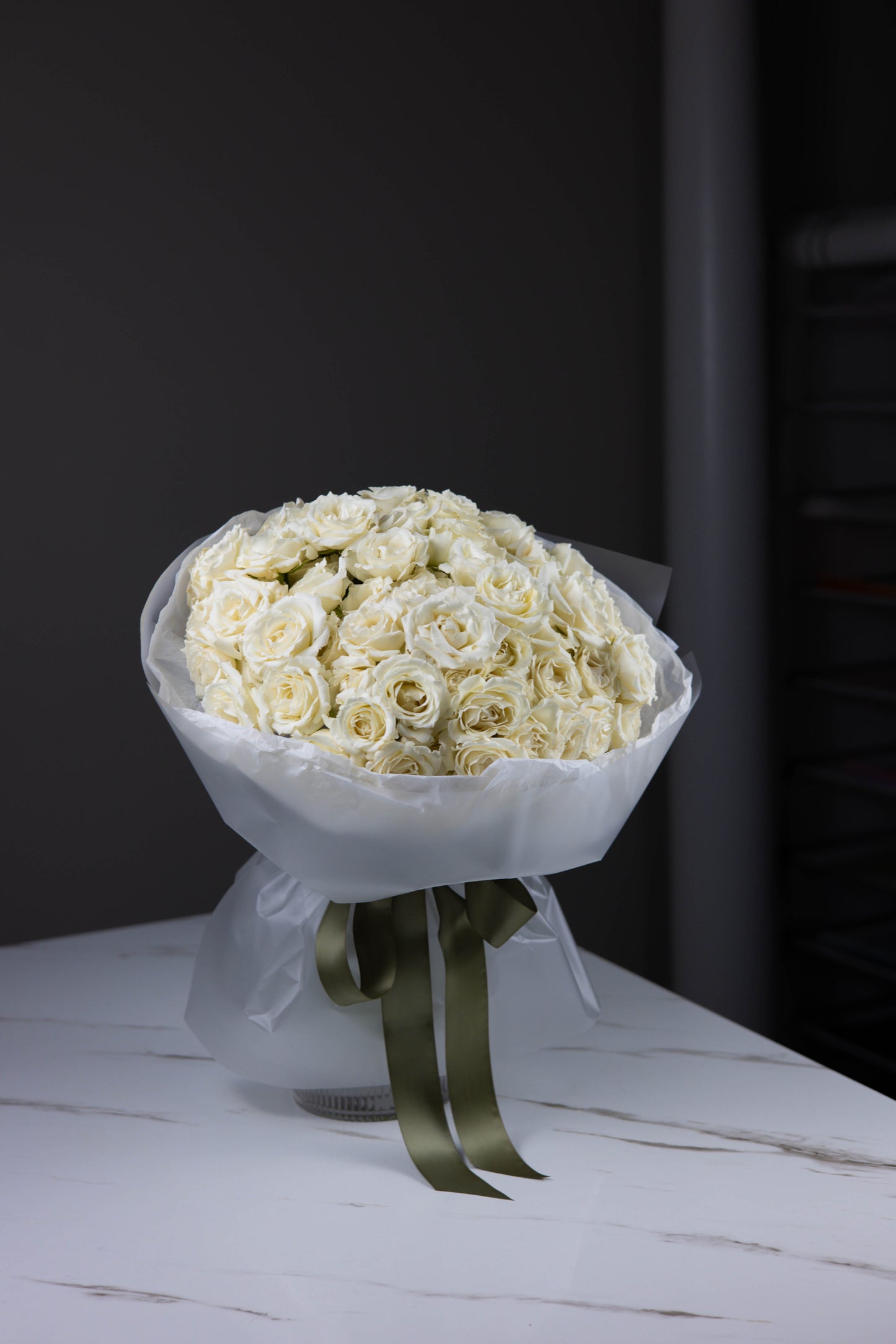 "Crème de Neige" Lush Ivory Spray Roses Bouquet