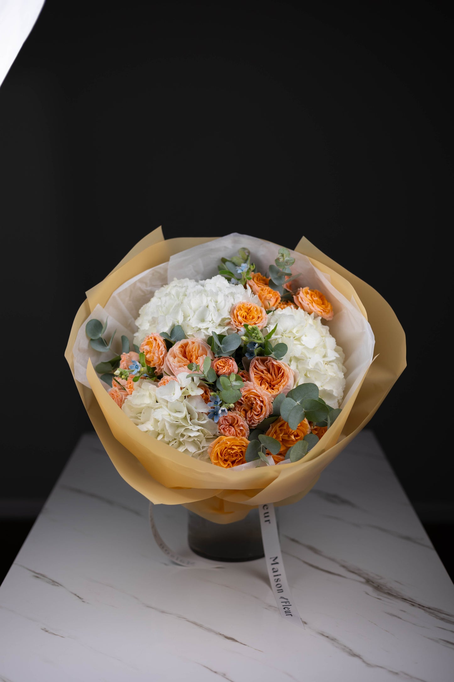 Fresh floral delivery in Charlotte – Maison d’Fleur citrus bouquet