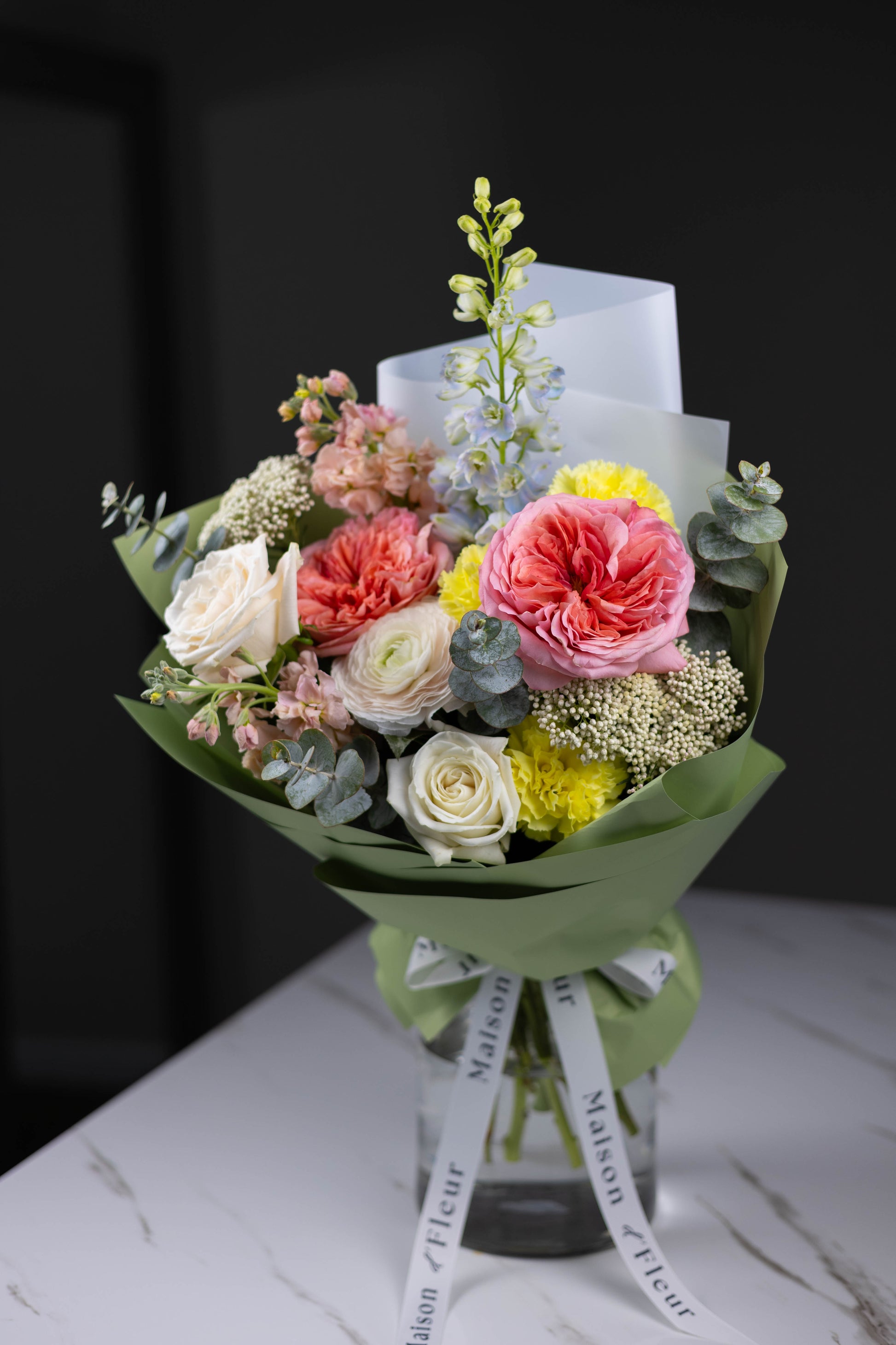 Pastel flower gift for birthday or congratulations – Charlotte flower delivery