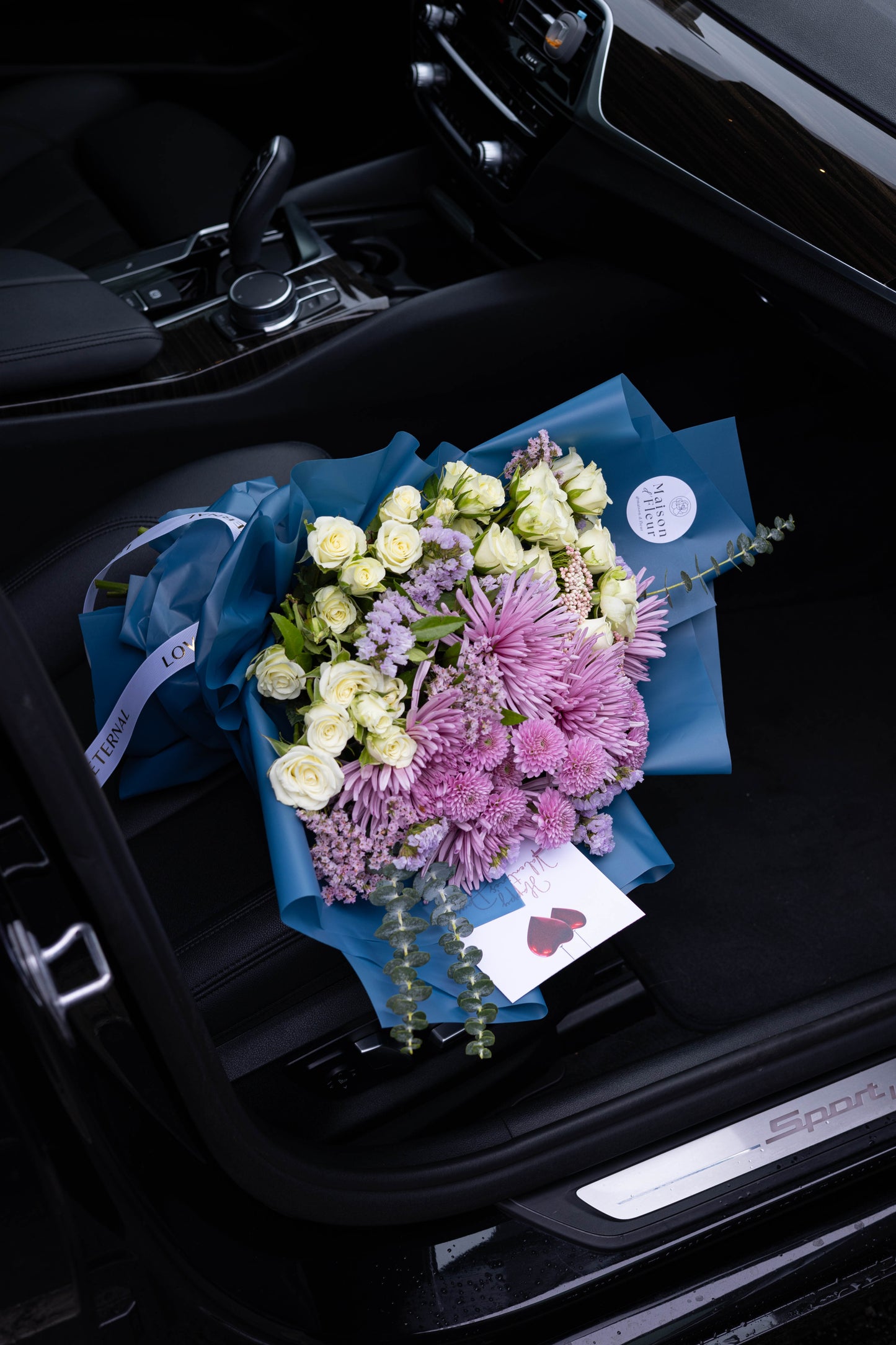 "Poetic Charm" White Purple Bouquet