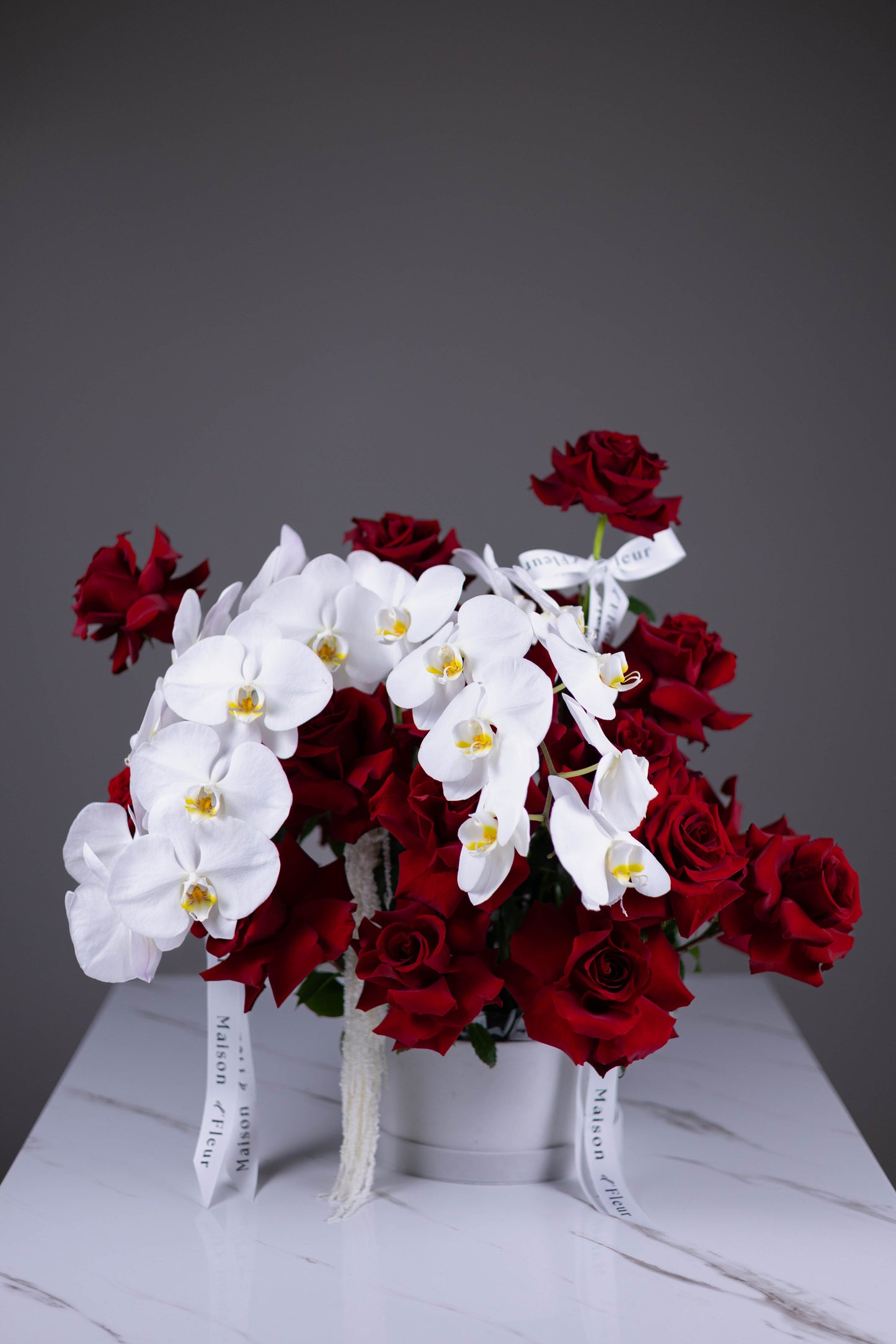 "La Reine Noire" Exclusive Hatbox of Red Roses & Orchids