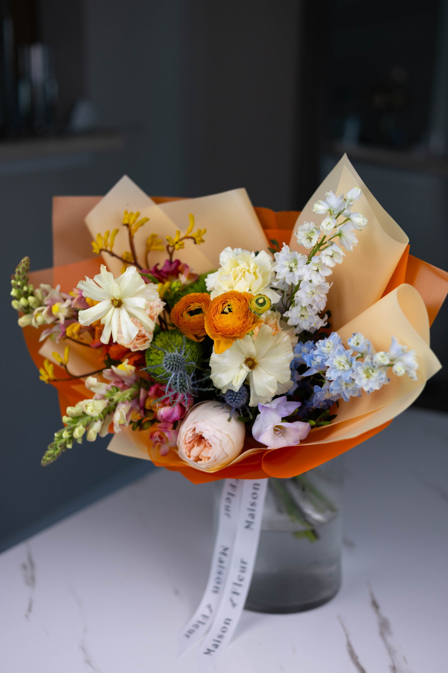 "Soleil Vivant" Exclusive Colorful Bouquet