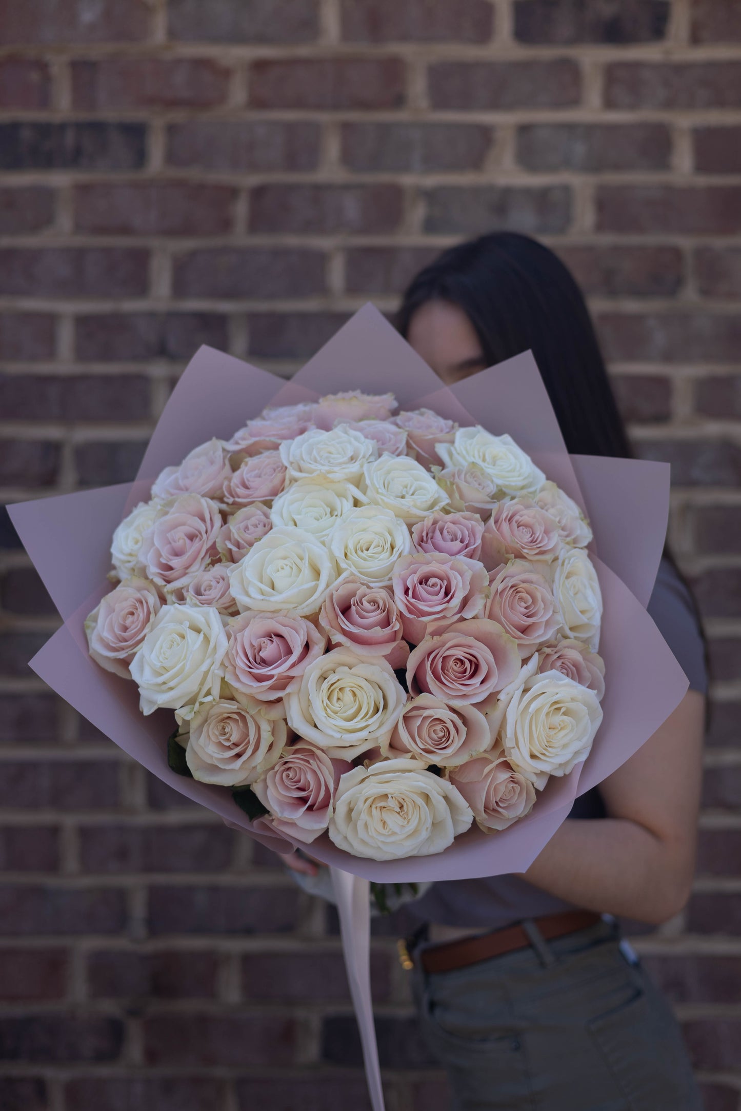 "Éclat de Lilas" Pastel Roses