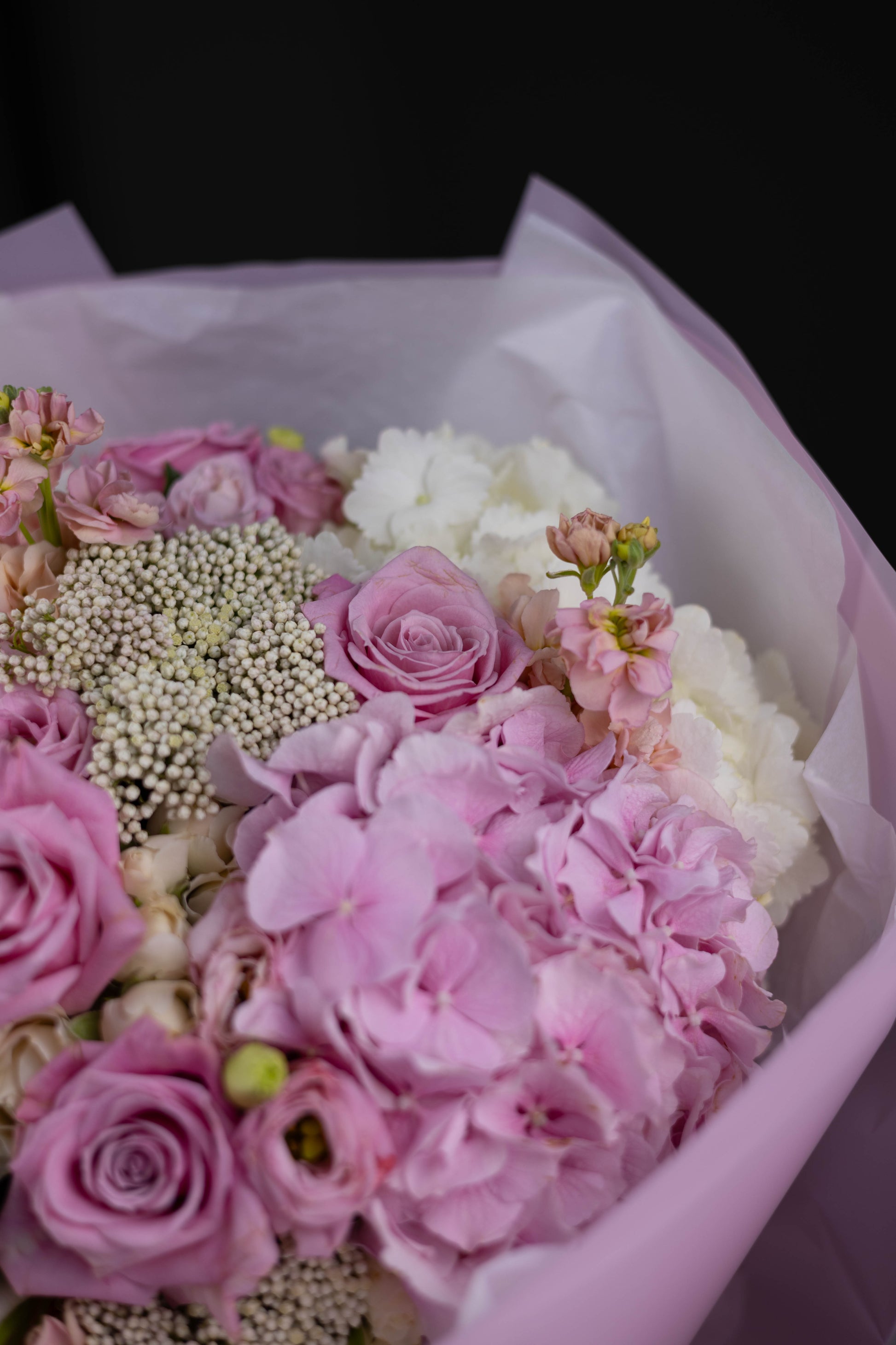Pastel rose bouquet for sympathy or celebration – Maison d’Fleur